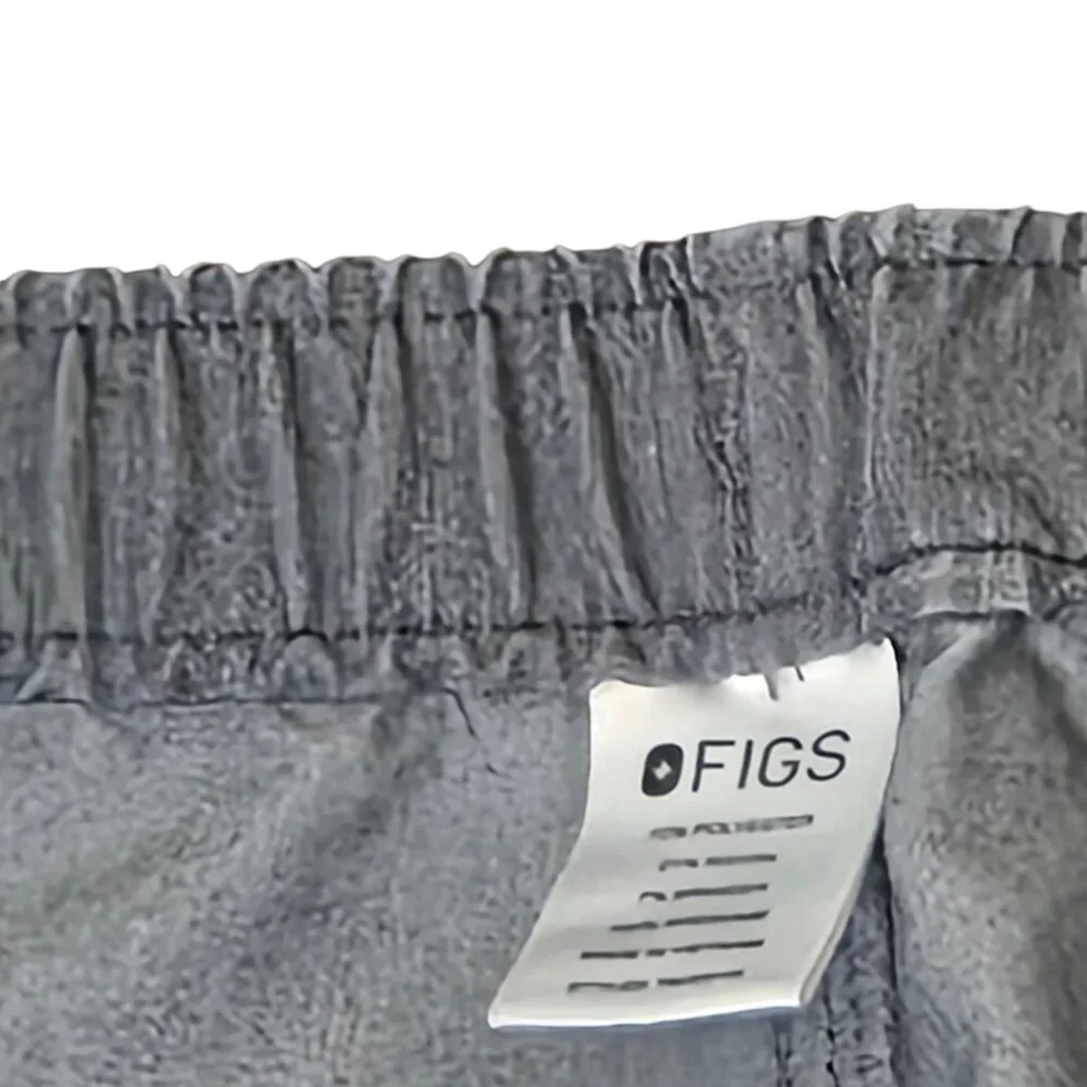 FIGS Men's Cairo 9 Pocket Cargo Scrub Pants Graphite/Green Size XL Short